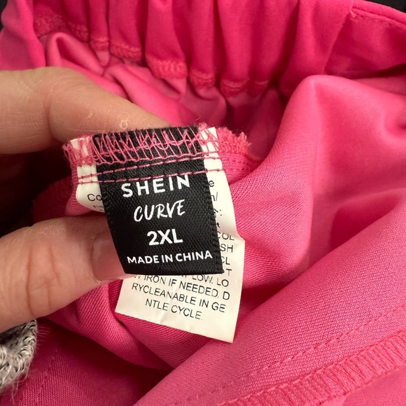 SHEIN Curve Women’s hot pink slacks size 2 XL - Picture 6 of 6
